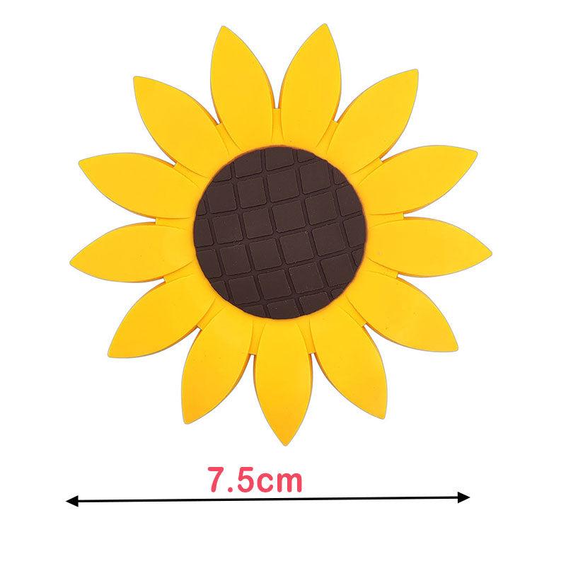EVA Beach Bag Accessory – Cartoon Decorative Clips 7-8CM