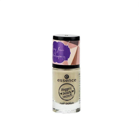 Essence Bloggers' Beauty Secrets Nail Polish - 03 All Eyes On Me - Cosmetics Fragrance Direct-4250947599488